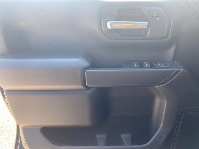 2025 Chevrolet Silverado 1500 Custom - Photo 26