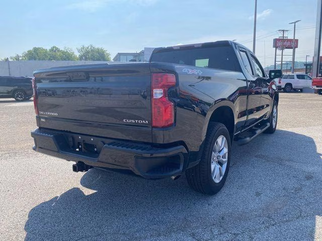 2025 Chevrolet Silverado 1500 Custom - Photo 6