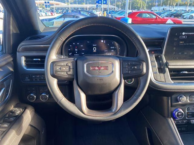 2023 GMC Yukon AT4 - Photo 19