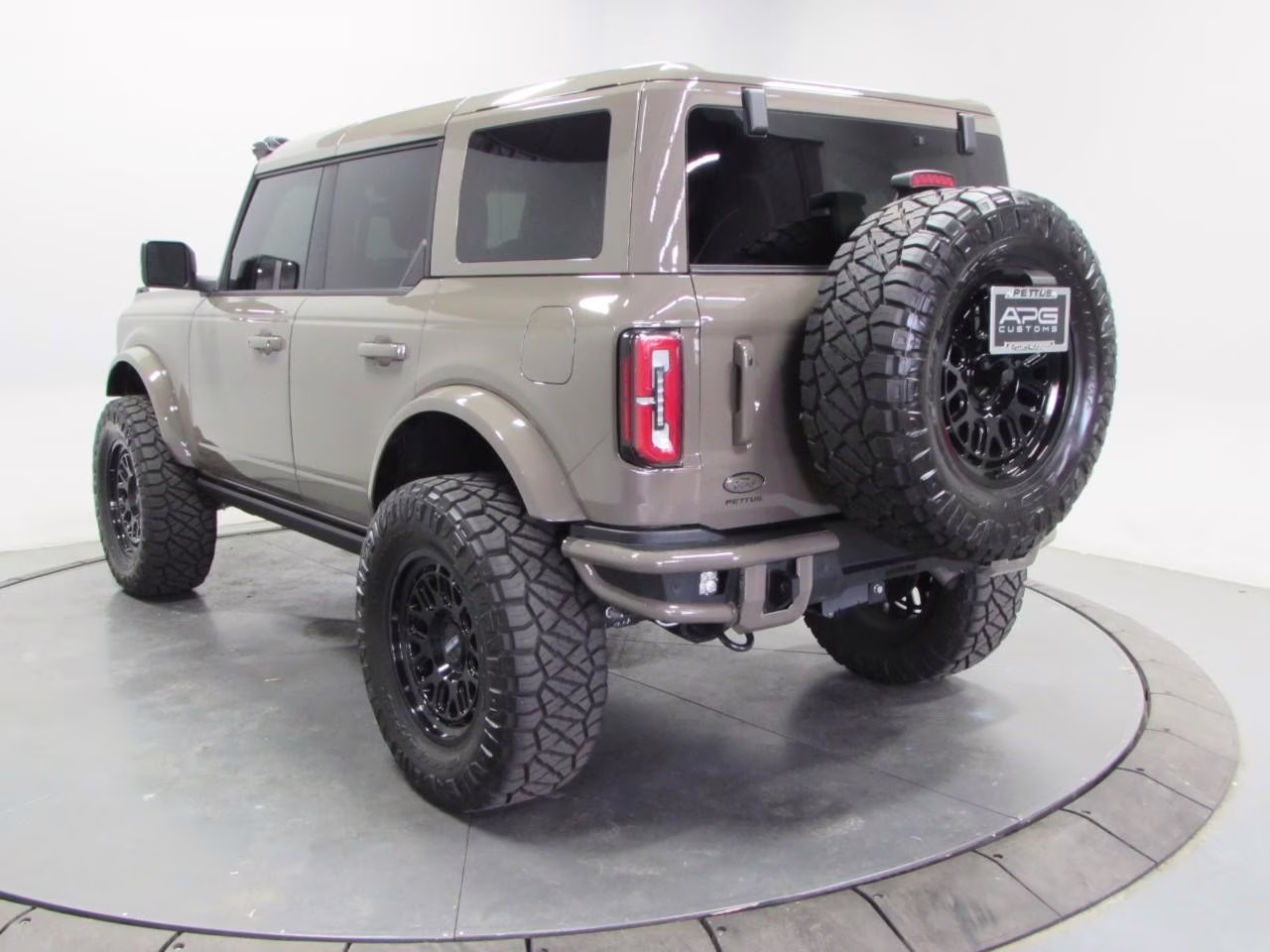 2025 Marsh Gray Ford Bronco Outer Banks 4X4 SUV