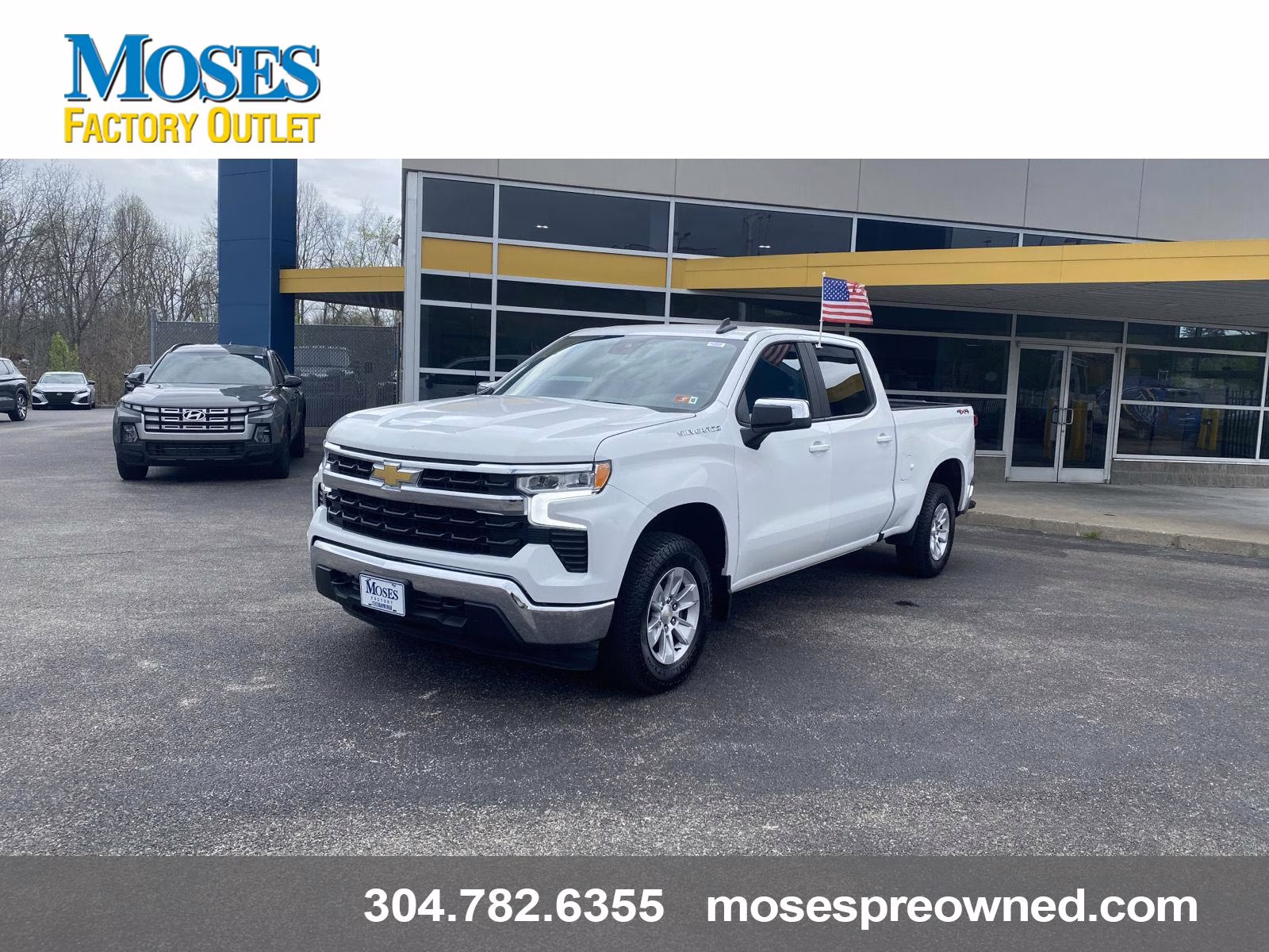 2023 Summit White Chevrolet Silverado 1500 LT 4X4 Truck