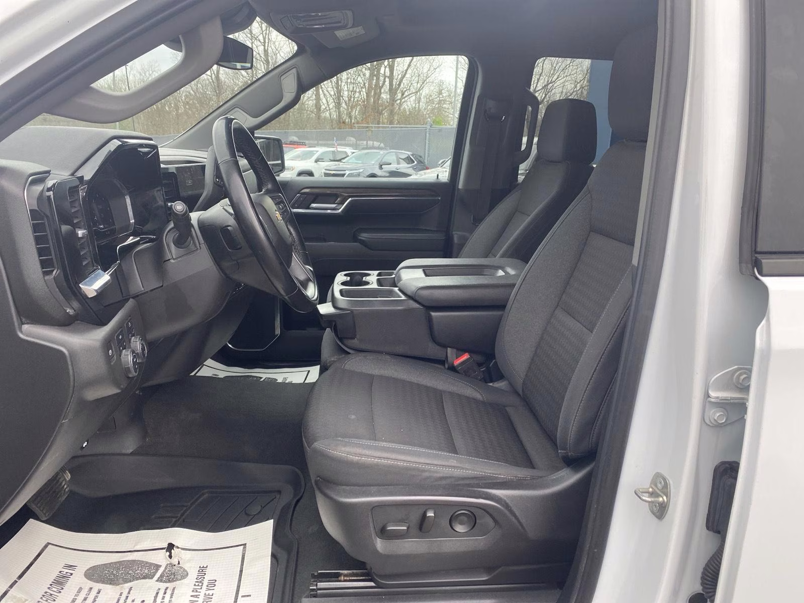 2023 Summit White Chevrolet Silverado 1500 LT 4X4 Truck