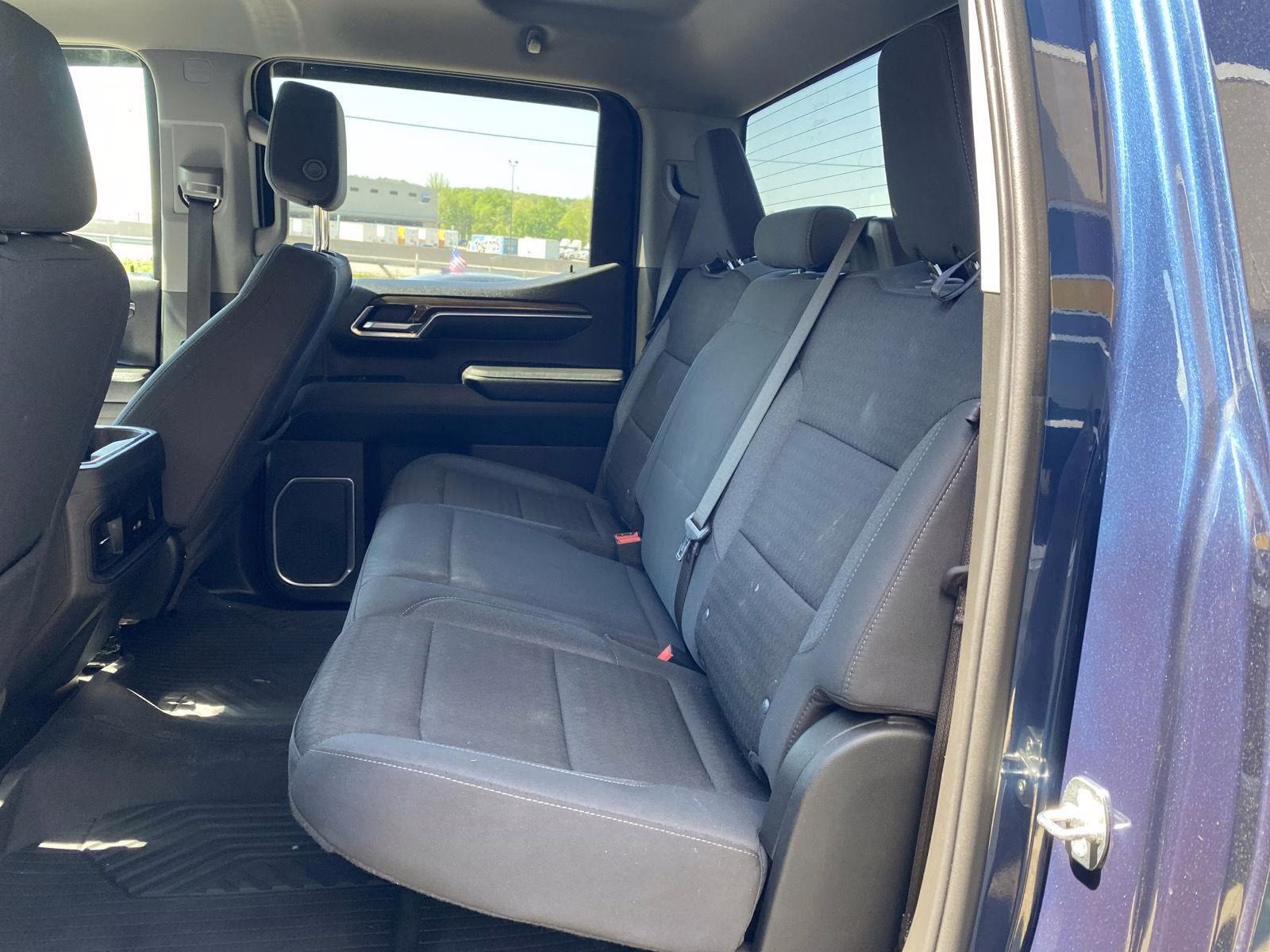 2022 Northsky Blue Metallic Chevrolet Silverado 1500 LT Trail Boss 4X4 Truck