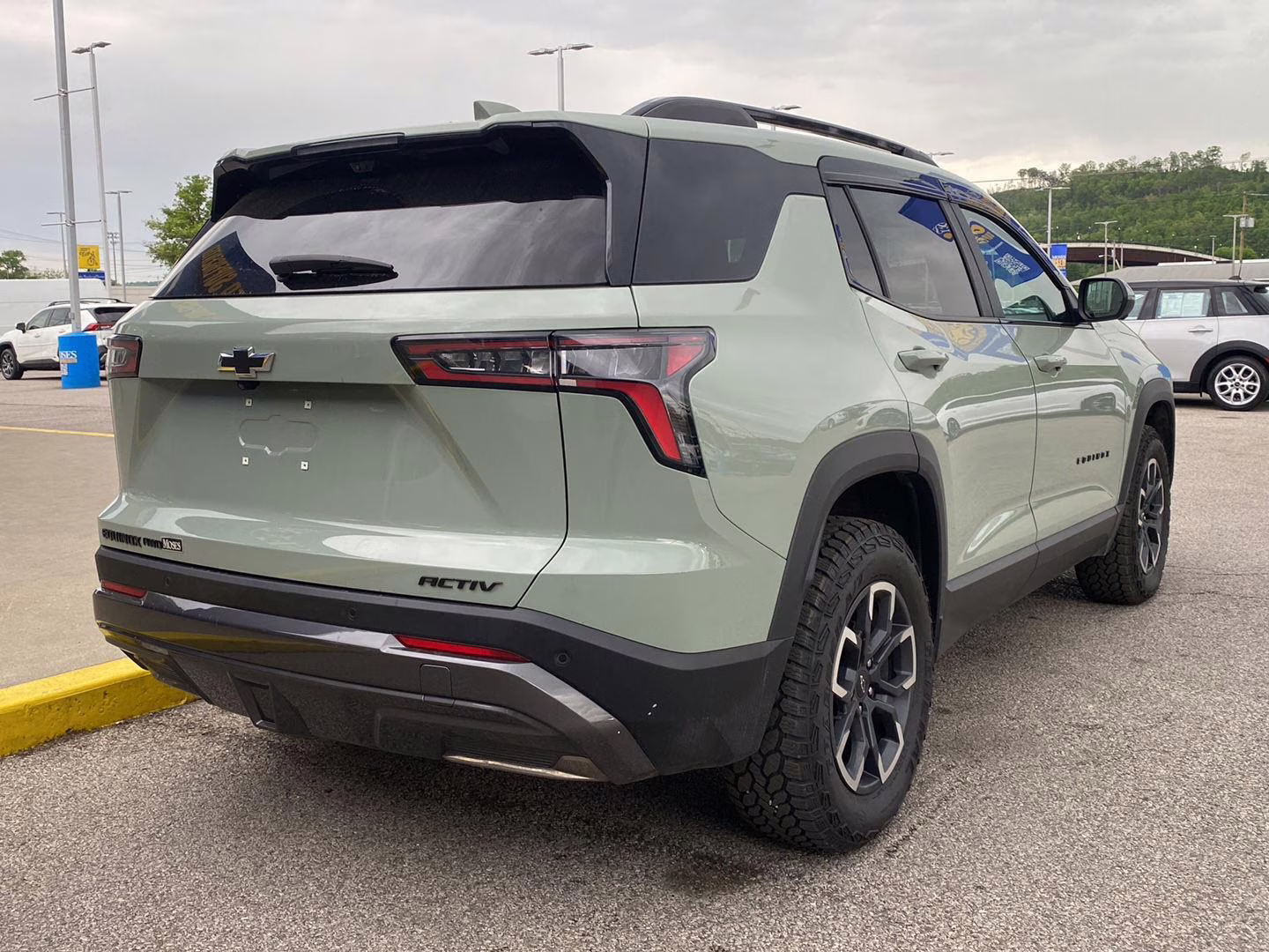 2025 Cacti Green Chevrolet Equinox AWD ACTIV AWD SUV