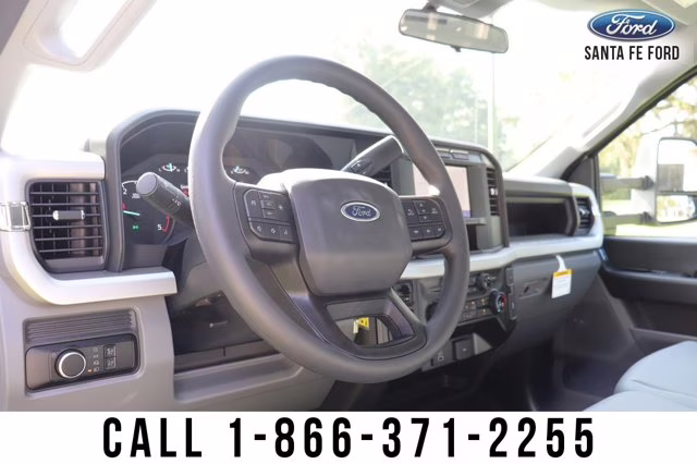 2023 Oxford White Ford Super Duty F-350 DRW XL RWD Truck