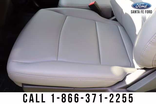 2023 Oxford White Ford Super Duty F-350 DRW XL RWD Truck