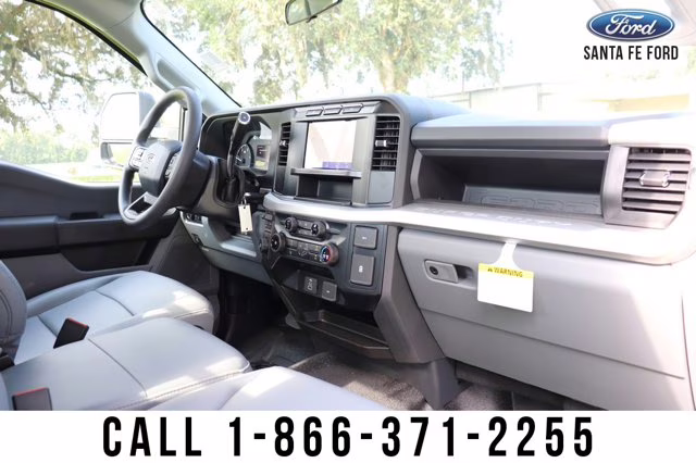 2023 Oxford White Ford Super Duty F-350 DRW XL RWD Truck