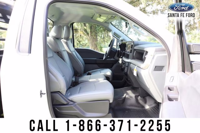 2023 Oxford White Ford Super Duty F-350 DRW XL RWD Truck