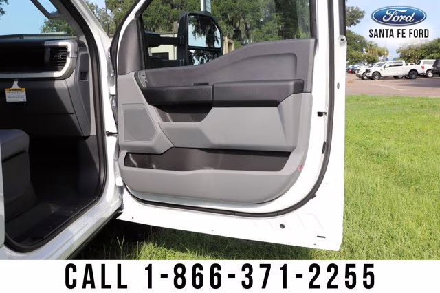 2023 Oxford White Ford Super Duty F-350 DRW XL RWD Truck