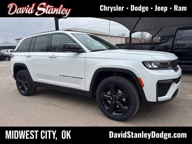 2026 Bright White Clearcoat Jeep Grand Cherokee Limited 4X4 SUV