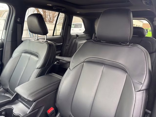 2026 Bright White Clearcoat Jeep Grand Cherokee Limited 4X4 SUV