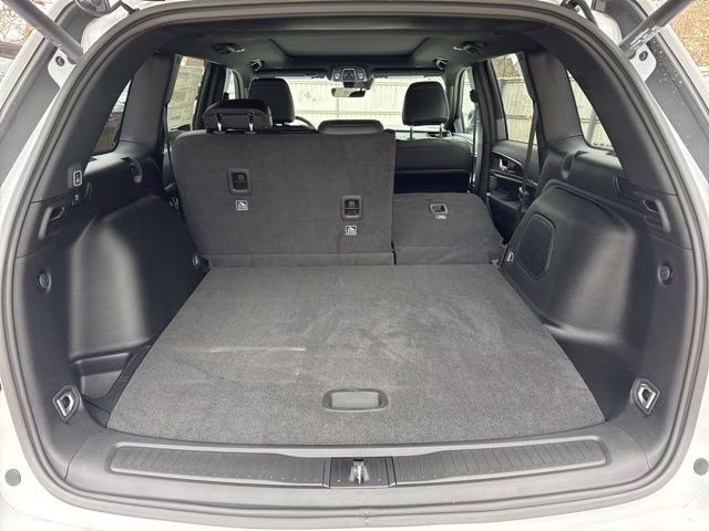 2026 Bright White Clearcoat Jeep Grand Cherokee Limited 4X4 SUV