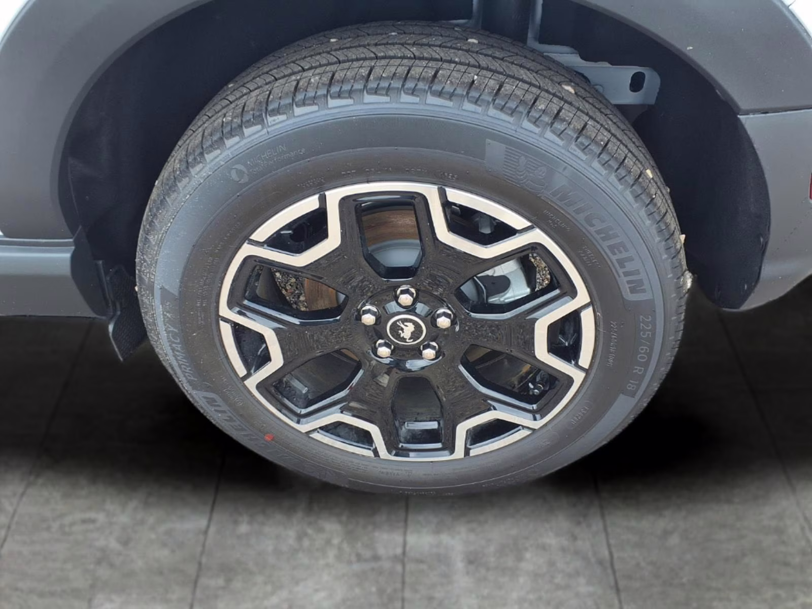 2025 Oxford White Ford Bronco Sport Outer Banks 4X4 SUV