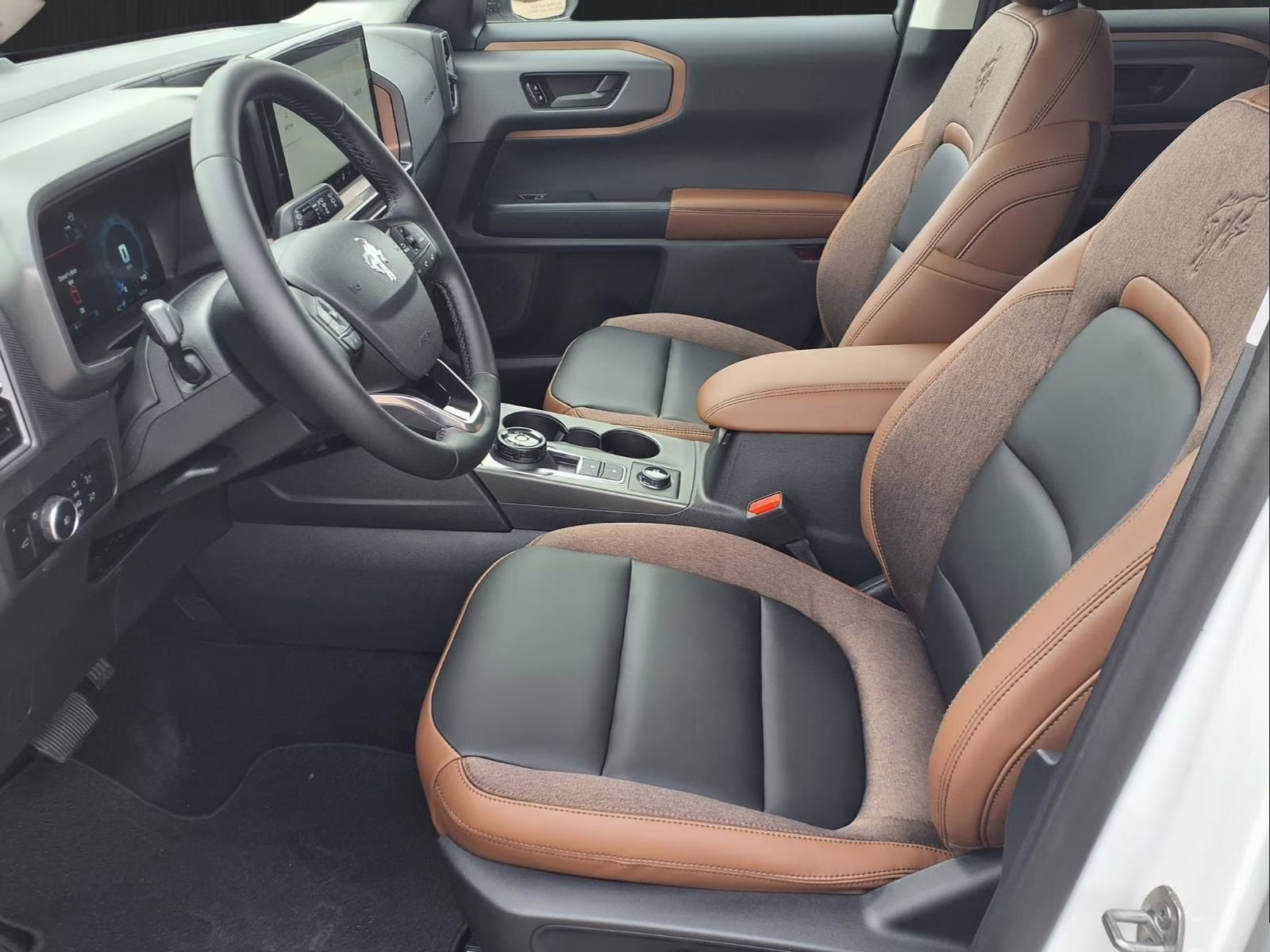 2025 Oxford White Ford Bronco Sport Outer Banks 4X4 SUV