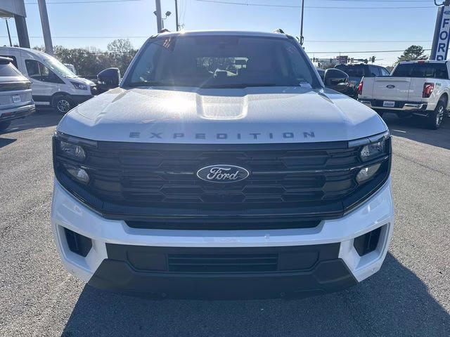 2026 White Metallic Ford Expedition Max Active RWD SUV