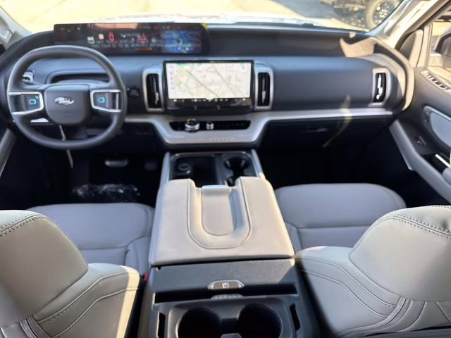 2026 White Metallic Ford Expedition Max Active RWD SUV