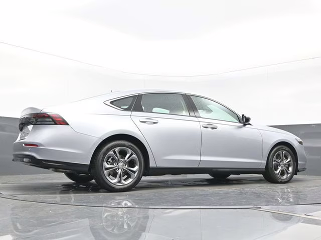 2025 Solar Silver Metallic Honda Accord Hybrid EX-L FWD Sedan