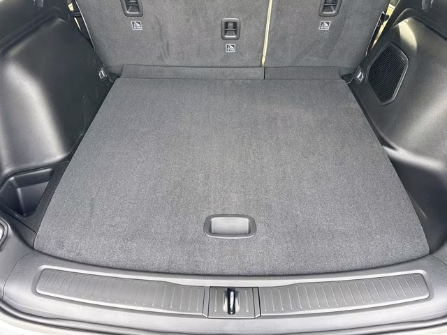 2026 Bright White Clearcoat Jeep Grand Cherokee Limited RWD SUV