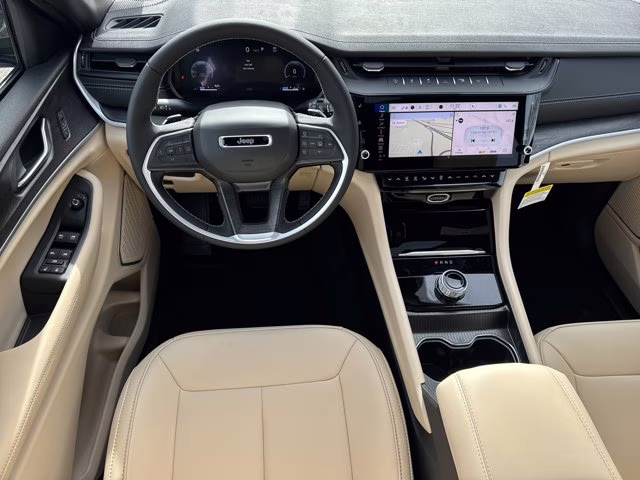 2026 Bright White Clearcoat Jeep Grand Cherokee Limited RWD SUV