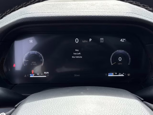 2026 Bright White Clearcoat Jeep Grand Cherokee Limited RWD SUV