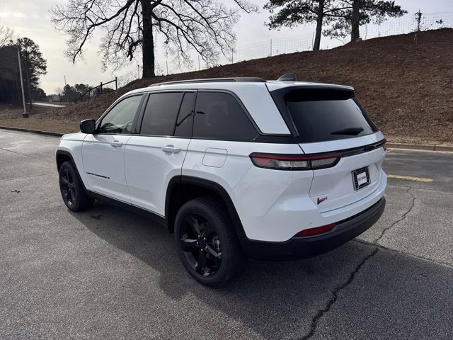 2026 Bright White Clearcoat Jeep Grand Cherokee Limited RWD SUV
