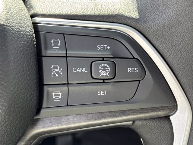 2026 Baltic Gray Metallic Clearcoat Jeep Grand Cherokee Limited RWD SUV