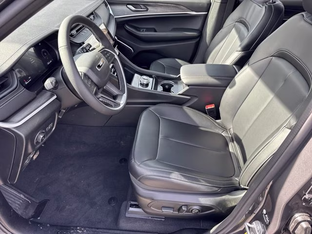2026 Baltic Gray Metallic Clearcoat Jeep Grand Cherokee Limited RWD SUV