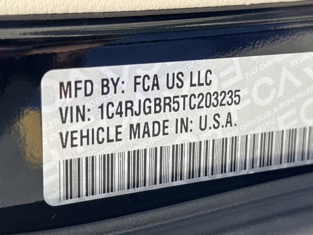 2026 Diamond Black Crystal Pearlcoat Jeep Grand Cherokee Limited RWD SUV