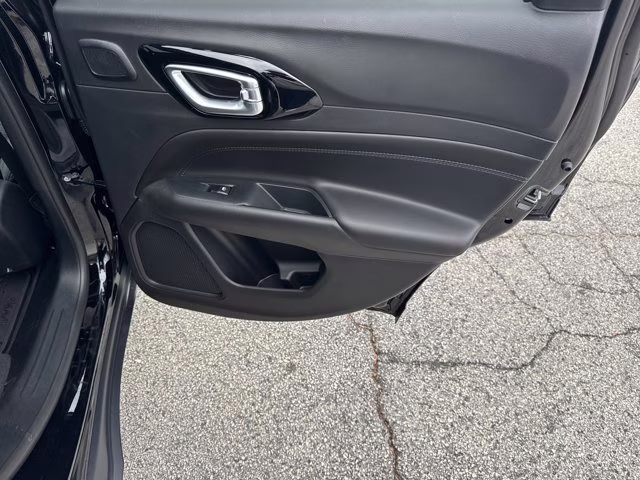 2026 Diamond Black Crystal Pearlcoat Jeep Compass Latitude Altitude 4X4 SUV