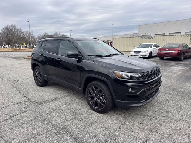 2026 Diamond Black Crystal Pearlcoat Jeep Compass Latitude Altitude 4X4 SUV