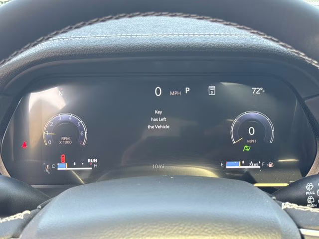 2026 Bright White Clearcoat Jeep Grand Cherokee Laredo Altitude RWD SUV