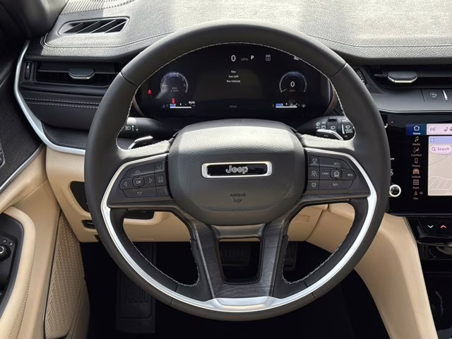 2026 Bright White Clearcoat Jeep Grand Cherokee Limited RWD SUV