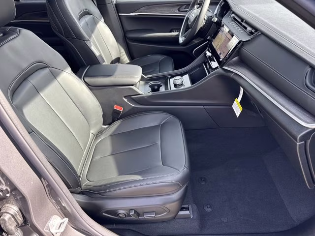 2026 Baltic Gray Metallic Clearcoat Jeep Grand Cherokee Limited RWD SUV