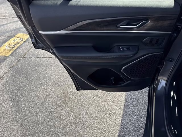 2026 Baltic Gray Metallic Clearcoat Jeep Grand Cherokee Limited RWD SUV