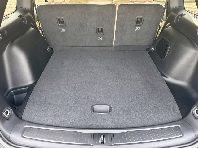 2026 Diamond Black Crystal Pearlcoat Jeep Grand Cherokee Limited RWD SUV