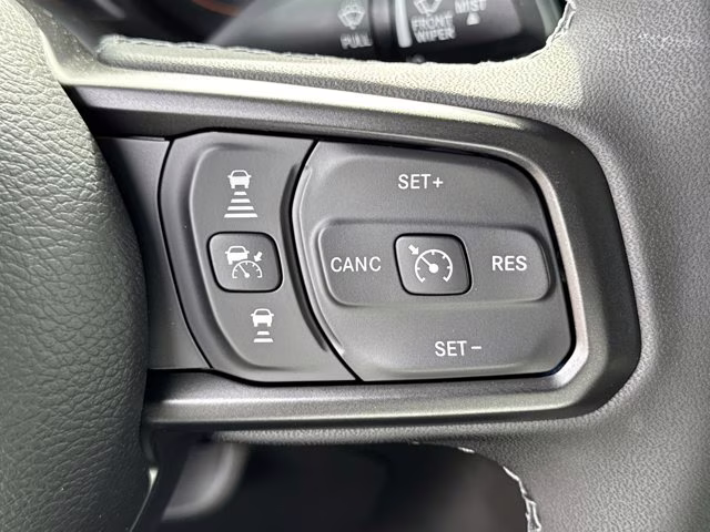 2026 Anvil Clearcoat Jeep Gladiator Sahara 4X4 Truck