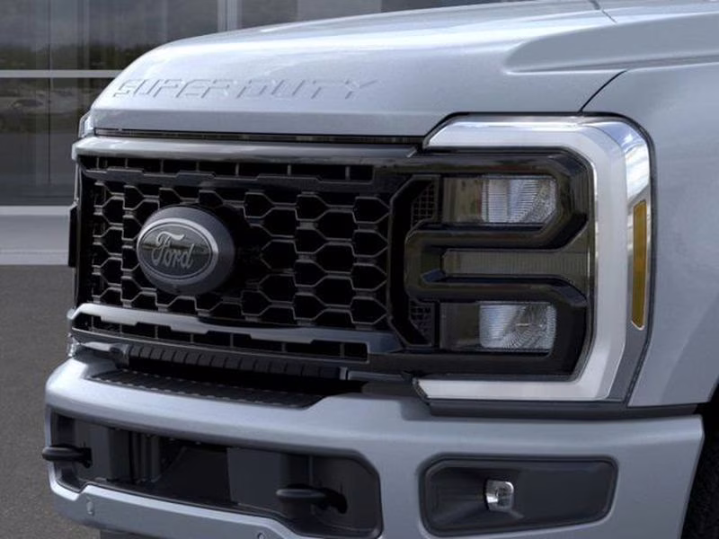 2026 Glacier Gray Metallic Tri-Coat Ford Super Duty F-250 SRW LARIAT 4X4 Truck