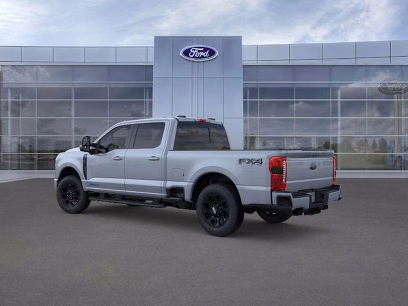 2026 Glacier Gray Metallic Tri-Coat Ford Super Duty F-250 SRW LARIAT 4X4 Truck