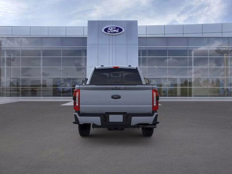 2026 Glacier Gray Metallic Tri-Coat Ford Super Duty F-250 SRW LARIAT 4X4 Truck