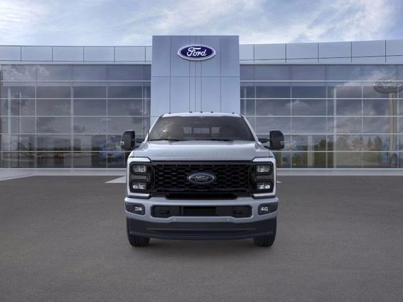 2026 Glacier Gray Metallic Tri-Coat Ford Super Duty F-250 SRW LARIAT 4X4 Truck