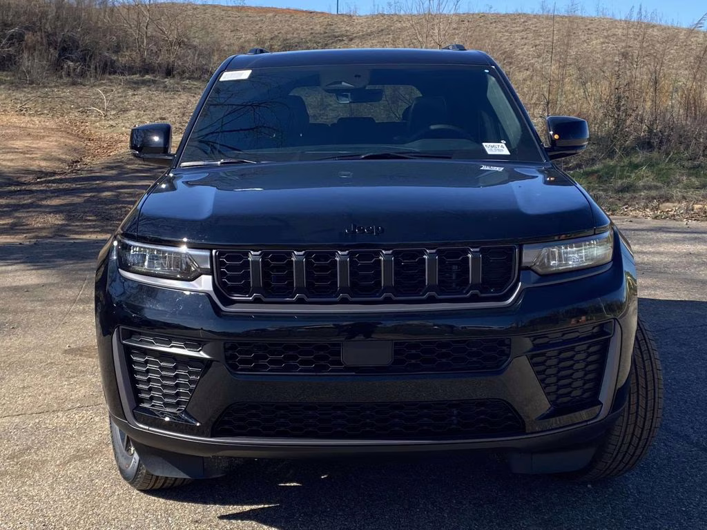2026 Baltic Gray Metallic Clearcoat Jeep Grand Cherokee Limited RWD SUV