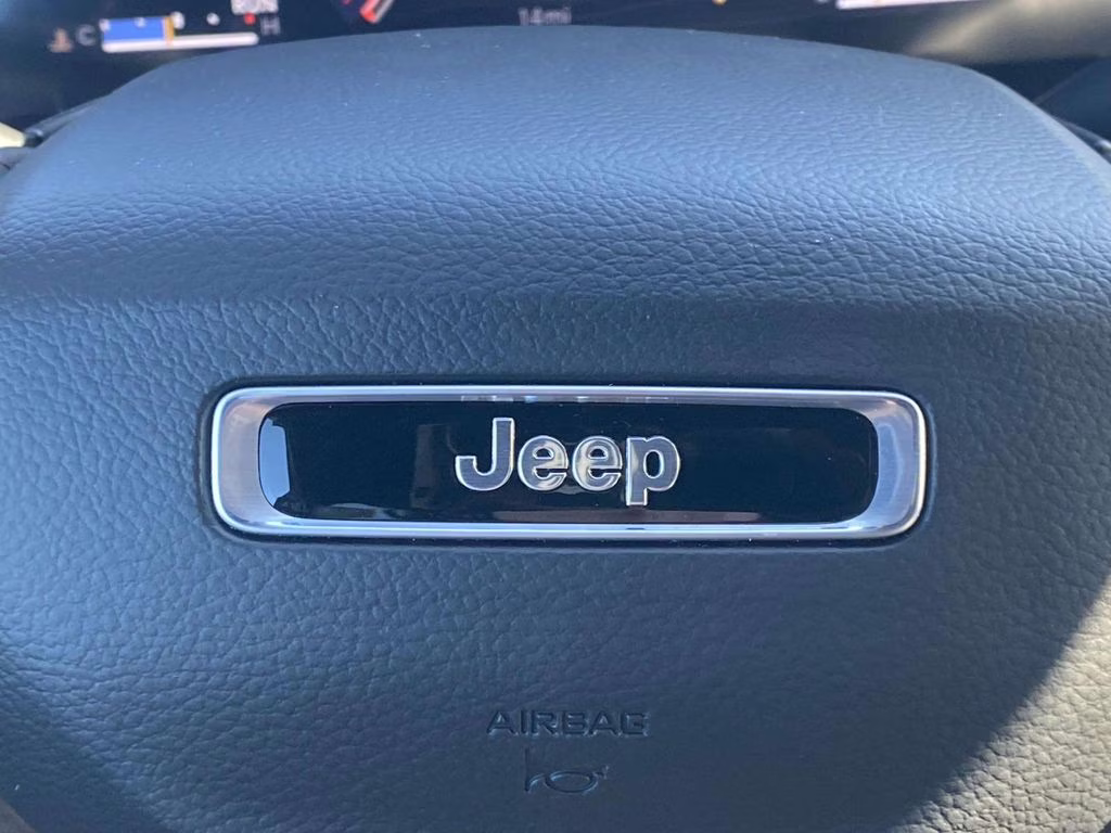 2026 Baltic Gray Metallic Clearcoat Jeep Grand Cherokee Limited RWD SUV