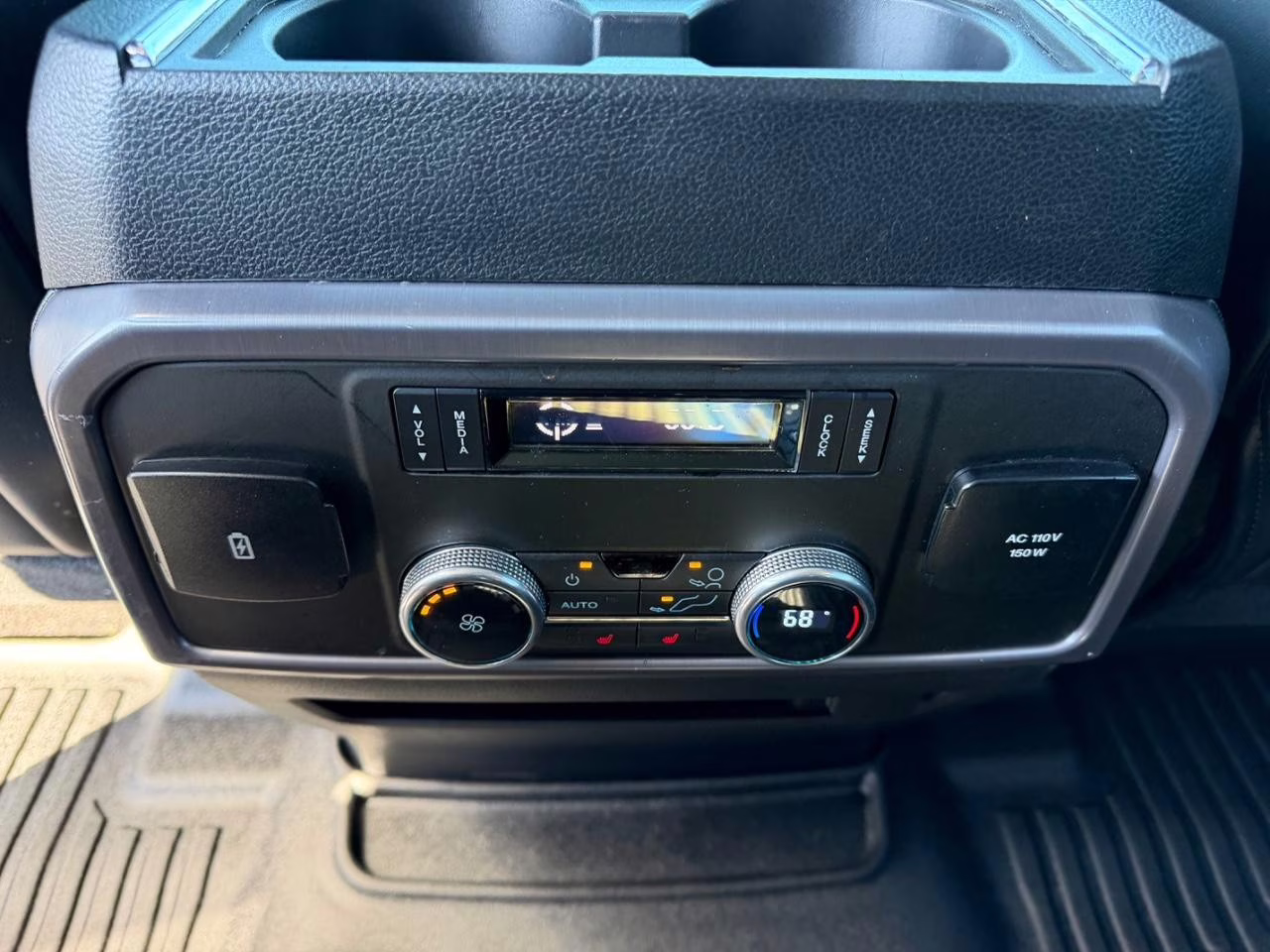 2021 Star White Metallic Tri-Coat Ford Expedition Max Platinum 4X4 SUV