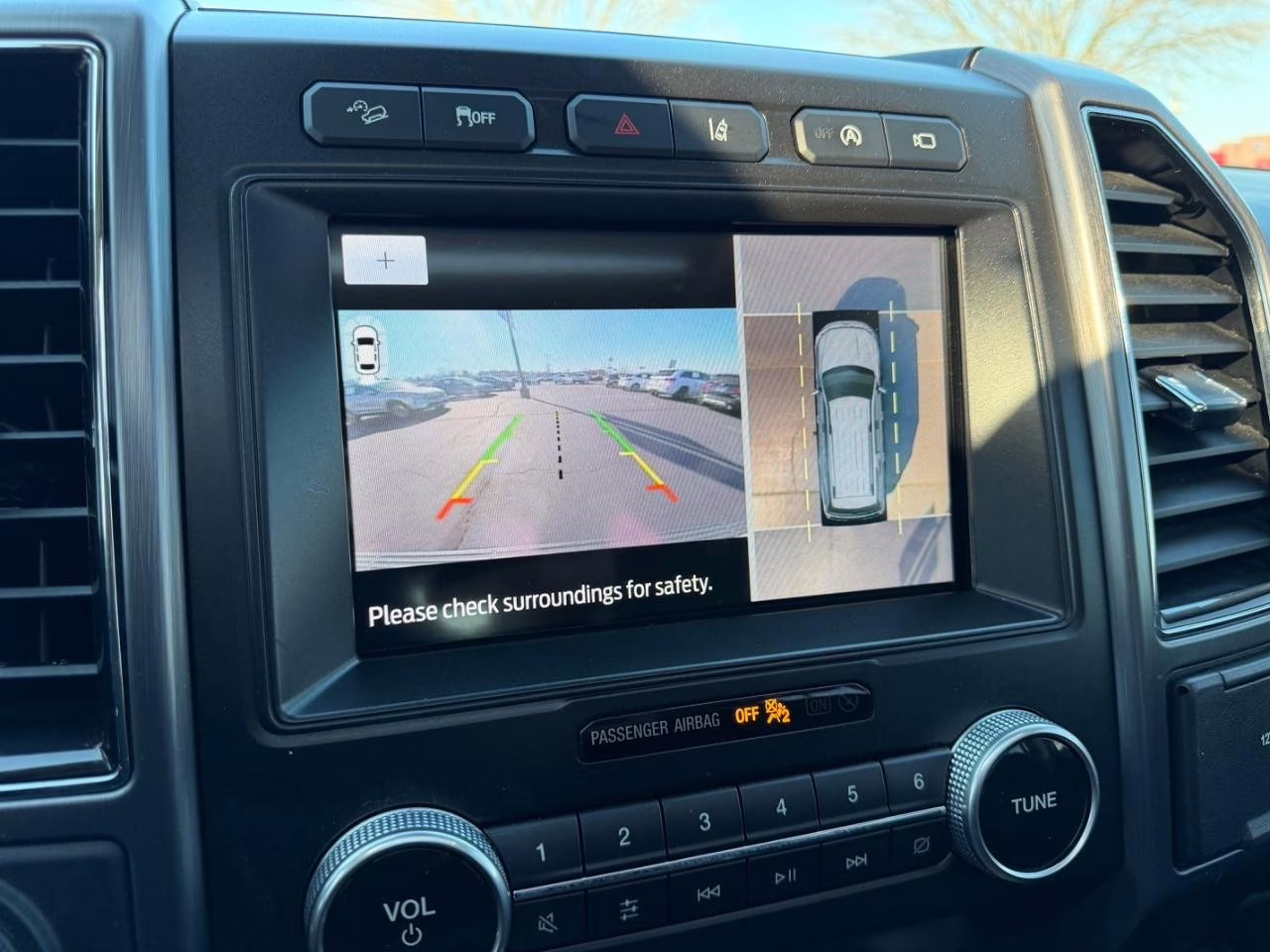 2021 Star White Metallic Tri-Coat Ford Expedition Max Platinum 4X4 SUV