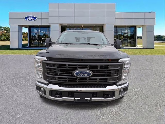 2026 Black Metallic Ford Super Duty F-250 SRW XL RWD Truck