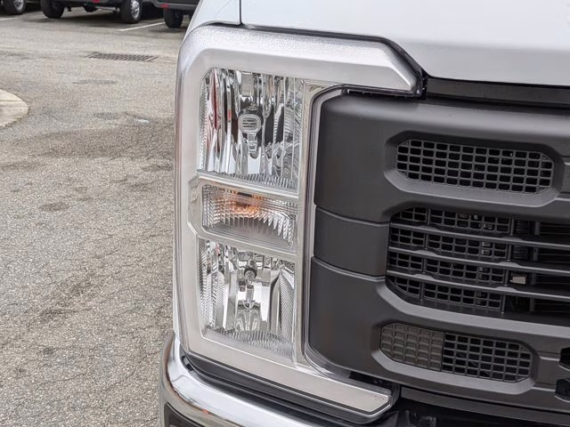 2026 Oxford White Ford Super Duty F-250 SRW XL RWD Truck