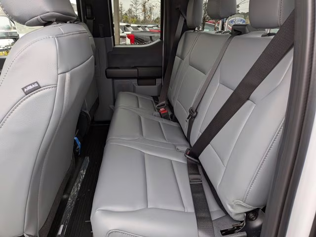 2026 Oxford White Ford Super Duty F-250 SRW XL RWD Truck