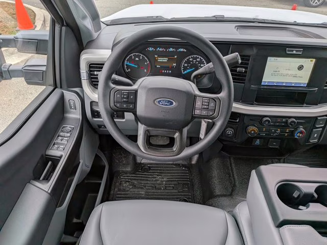 2026 Oxford White Ford Super Duty F-250 SRW XL RWD Truck