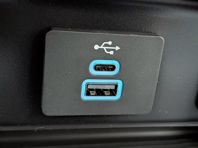 2026 Oxford White Ford Super Duty F-250 SRW XL RWD Truck