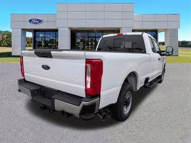 2026 Oxford White Ford Super Duty F-250 SRW XL RWD Truck